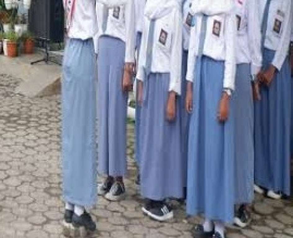 Tanpa Surat Teguran Siswi SMK Dikeluarkan dari Sekolah, Orangtua Minta Penjelasan