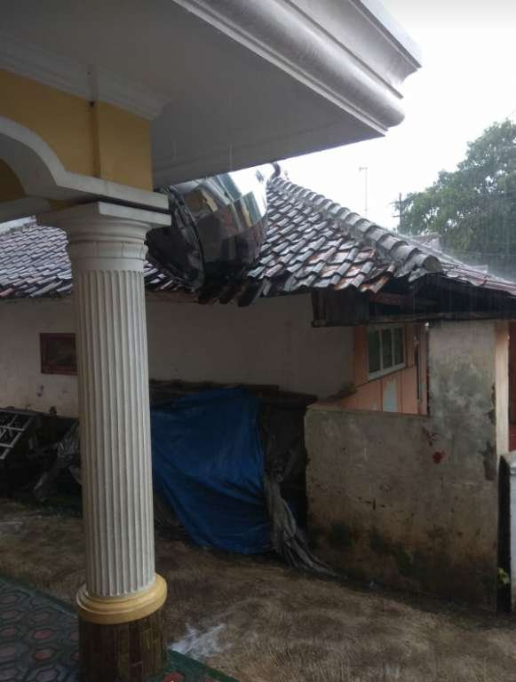 Kubah Masjid Al Mubarokah Terbang, Ini Penyebabnya