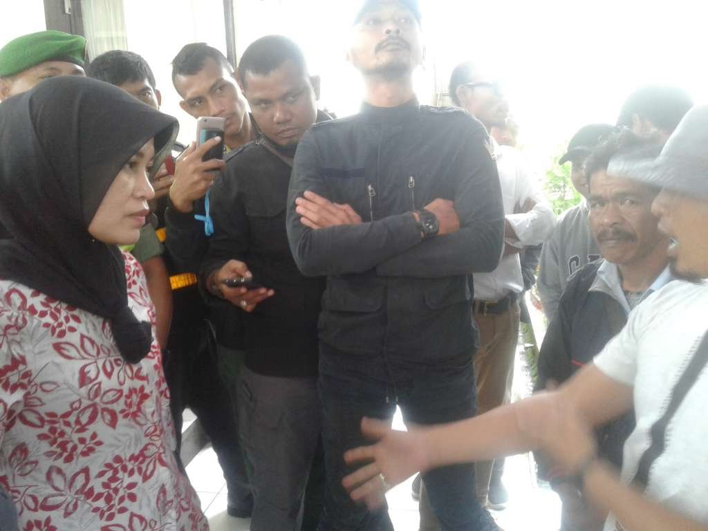 Sidang Putusan Anak Tersengat Listrik Berakhir Ricuh