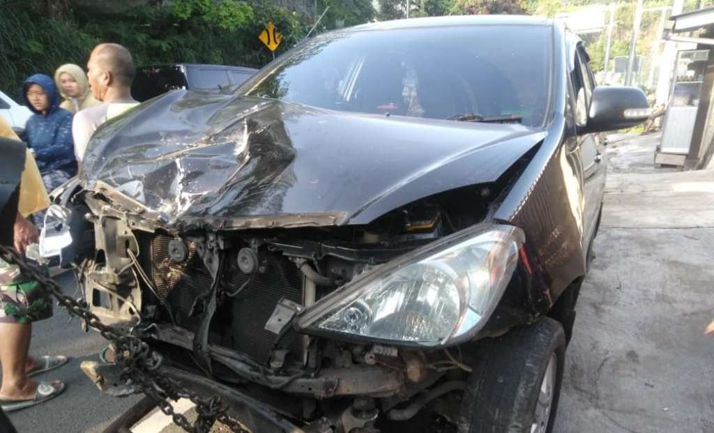 Diduga Sopir Inova Hilang Kendali Tabrak Sepeda Motor, Pengemudi Tewas di Tempat 
