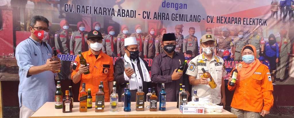 Pol-PP Musnahkan Ribuan Botol Miras