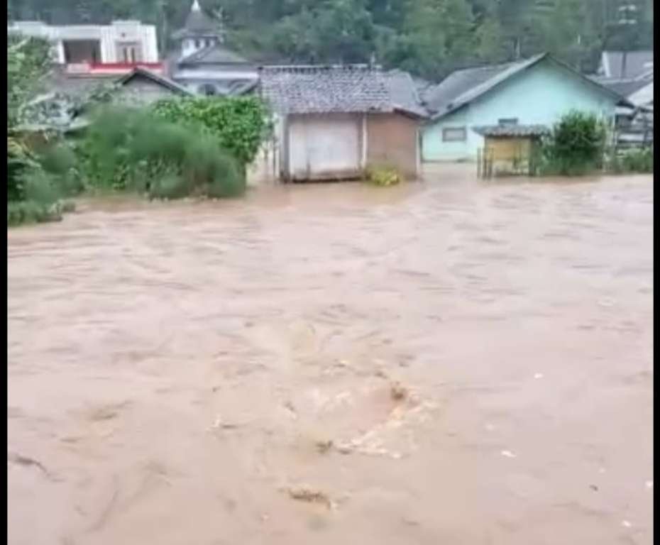 Sungai Cibala Meluap, Puluhan Rumah dan Sawah di Sukanagara Terendam Banjir