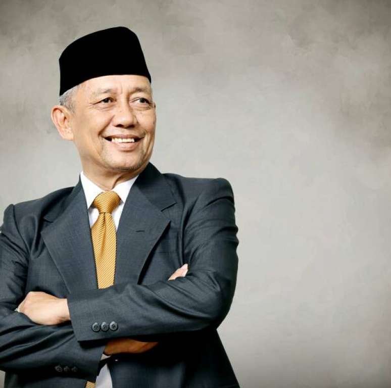 Sapturo Politisi Senior Golkar Tak Ragukan Wakil Rakyat Darah Muda