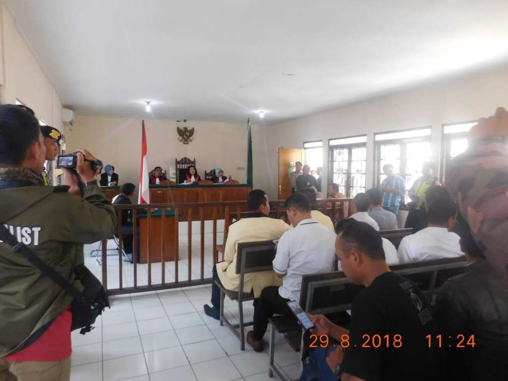 Bupati Cianjur Digugat