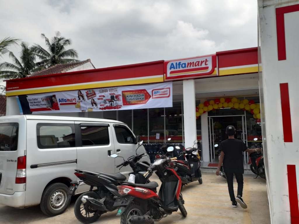Alfamart di Cibeber Beroperasi, Kabid Perijinan dan Nonperijinan Sebut Belum Ada Ijin Terbit