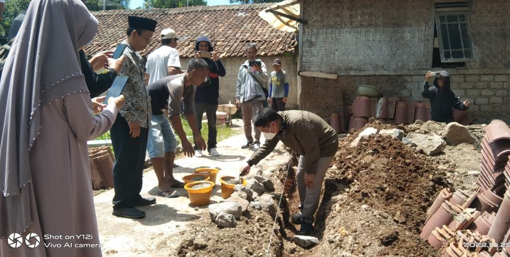 Sang Jendral Didaulat Peletakan Batu Pertama Pembangunan PAUD di Cianjur